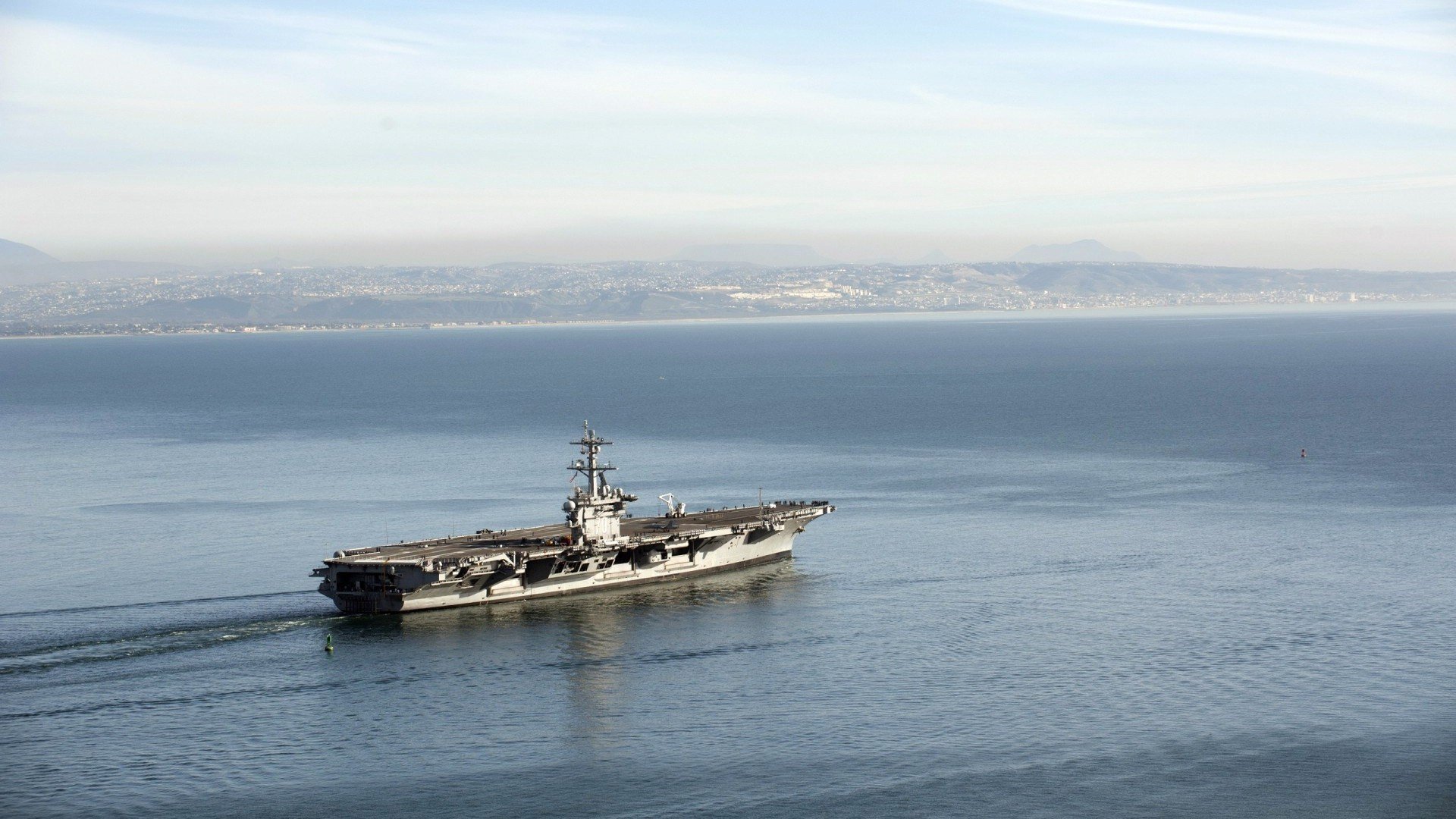 爱游戏娱乐平台-荒野行动“全民突击”线上线下联动总决赛火爆开启，刺激战场全军出击荒野行动